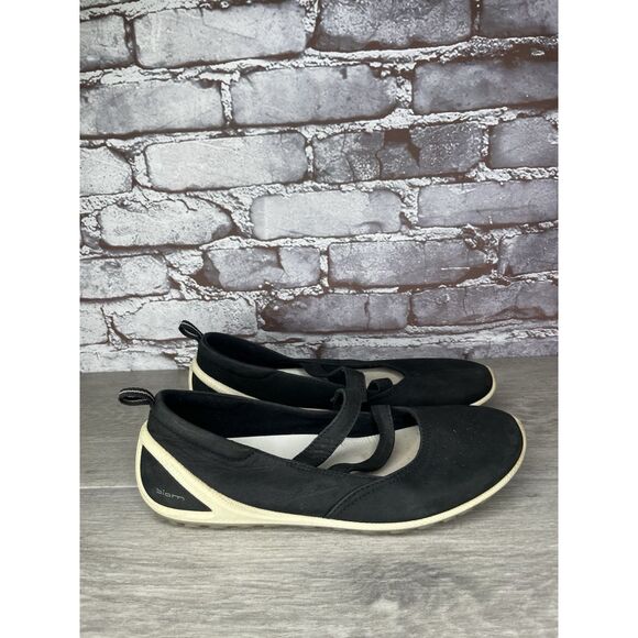 Ecco Biom Lite Black Leather Slip On Round Toe Golf Flats Shoes Women 39EU/8.5M - Picture 1 of 16
